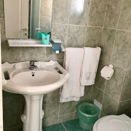 Bordei * Нэводари